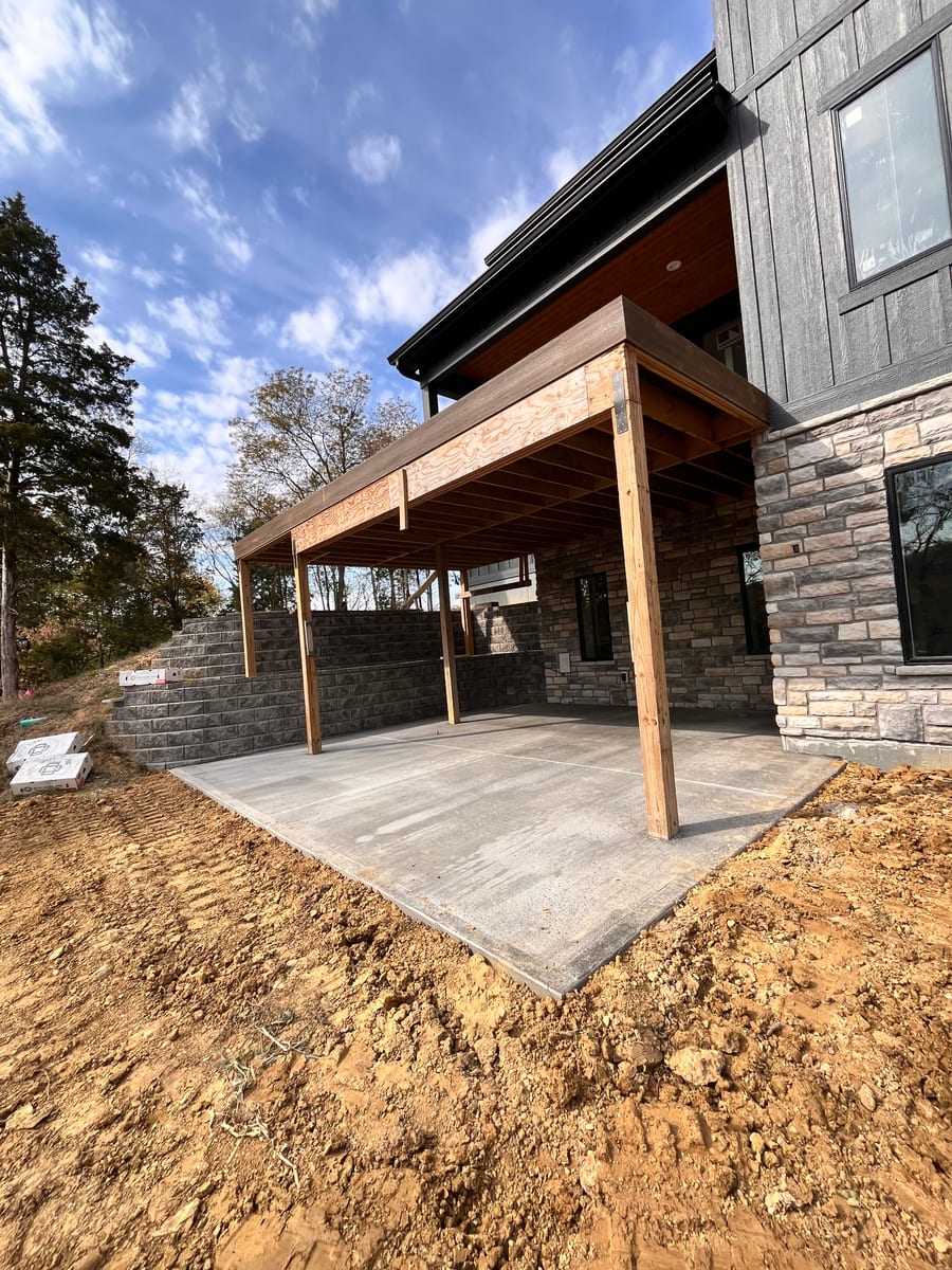 Site clearing and rough grading for new construction